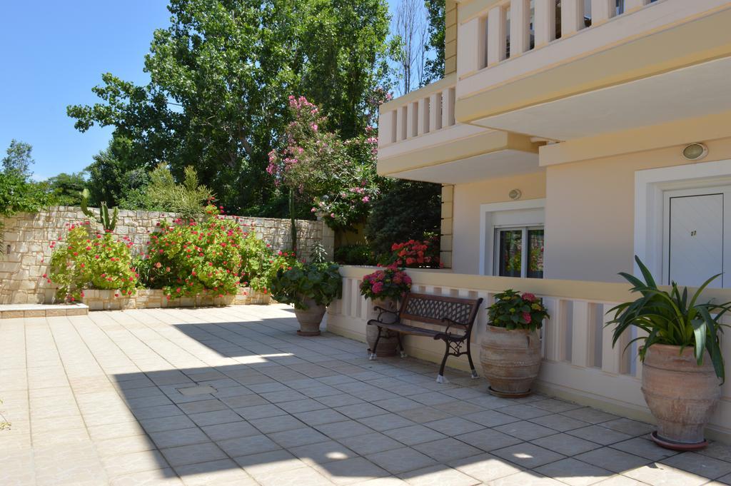 Malou Apartments Kato Daratso Exterior foto